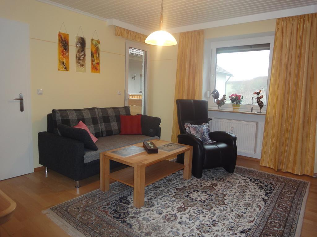 Ferienwohnung Majo Bad Birnbach Room photo